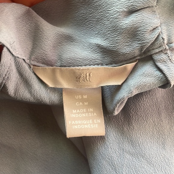 EUC H&M dress shirt Medium - Picture 5 of 5